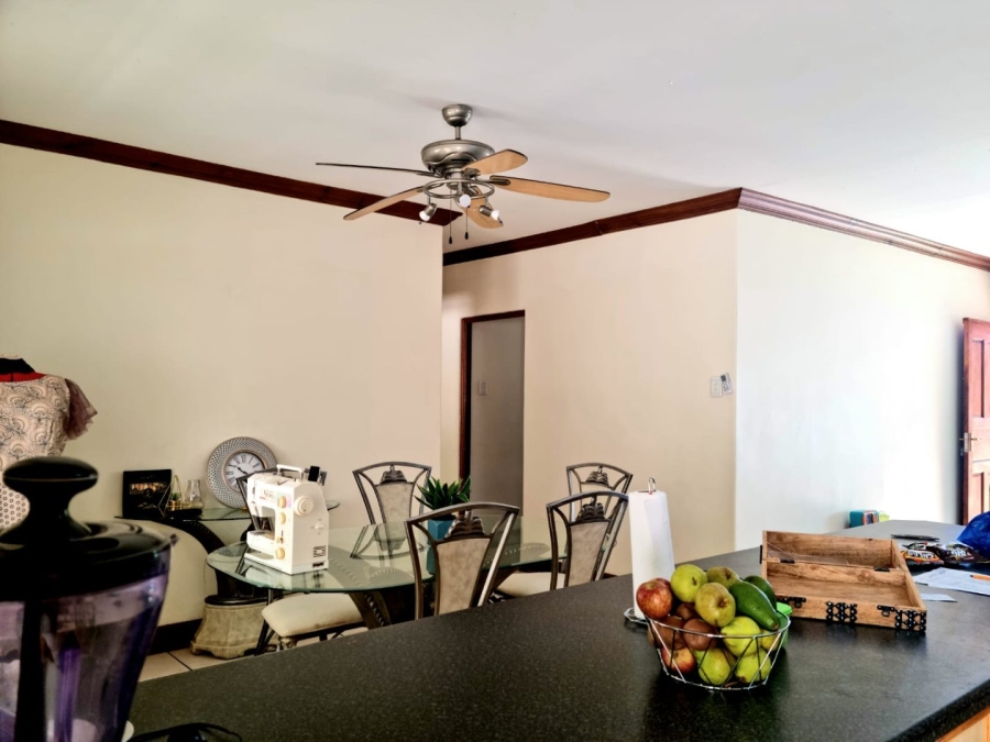 4 Bedroom Property for Sale in Roylglen Gardens Northern Cape